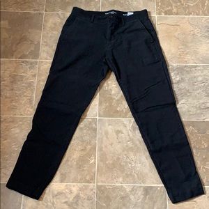 Banana Republic Traveler Black 33/32 Athl Taper